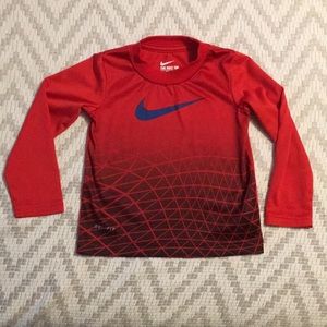 2t boy Nike long sleeve dry fit shirt